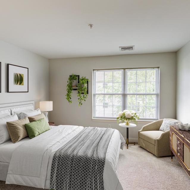 Heritage at Bedford Springs - Bedroom with TV and Cabinets